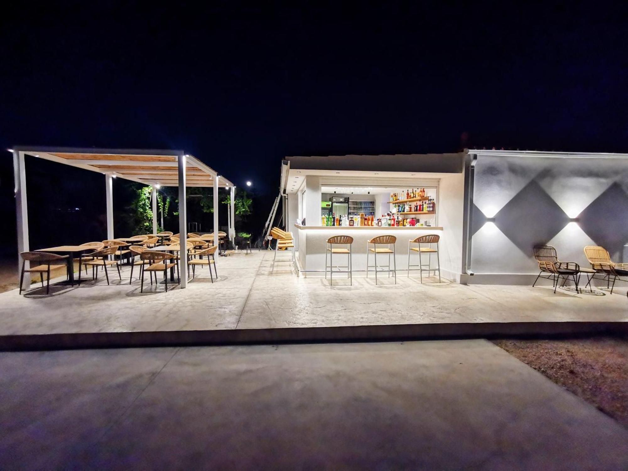אליקס Anatolikos Beach House מראה חיצוני תמונה