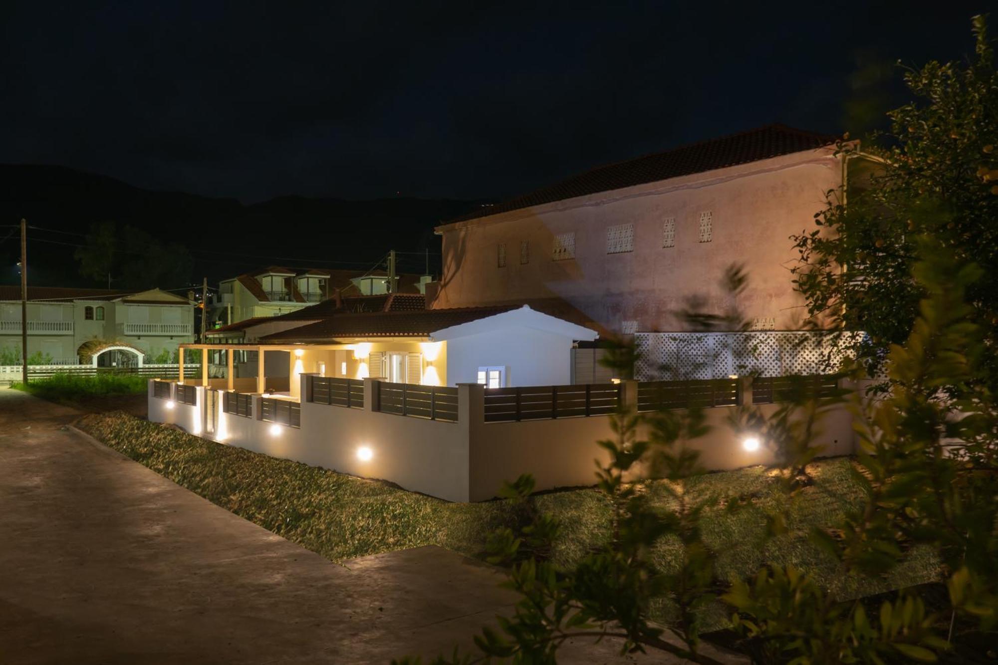 אליקס Anatolikos Beach House מראה חיצוני תמונה
